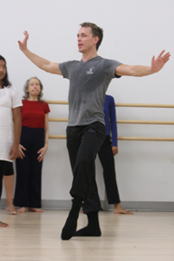 Workshop with Tadej Brdnik fr. Martha Graham